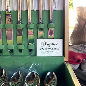 Plantation 1881 Rogers by Oneida Silverplate